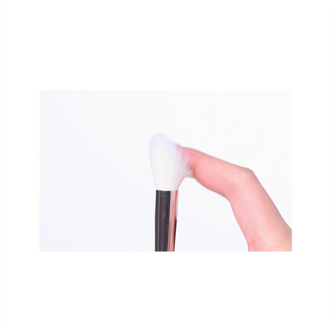 Banila Co Highlighter Brush